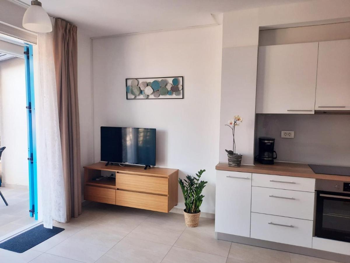 Apartman Madonnina Cres Exterior foto